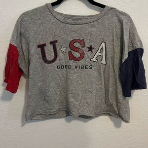 🚨LAST CHANCE🚨Cropped Tee